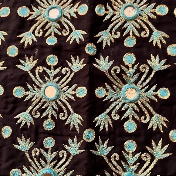 Gold Teal Black Mirror-Inlaid Accent Cushion Cover with Embroidery - Picture 5 of 5